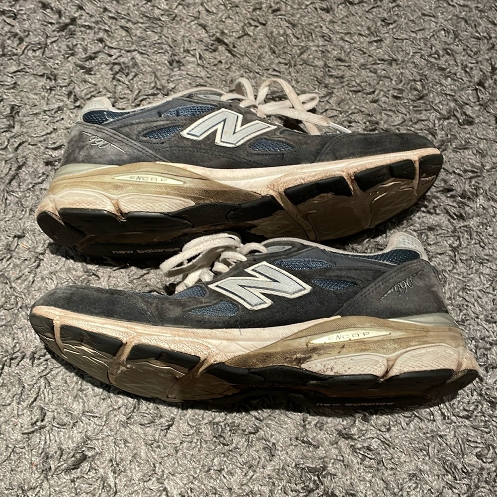 New balance 990 v3